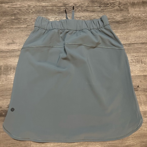 lululemon athletica Dresses & Skirts - NWOT Women’s Lululemon On the Fly Skirt 6
